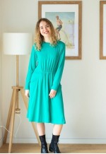 Green long sleeve midi vintage dress