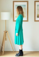 Green long sleeve midi vintage dress
