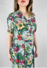 40's /50's Vintage Green Red Floral Ladies Day Dress