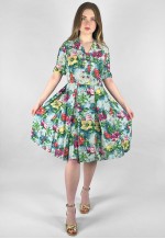 40's /50's Vintage Green Red Floral Ladies Day Dress